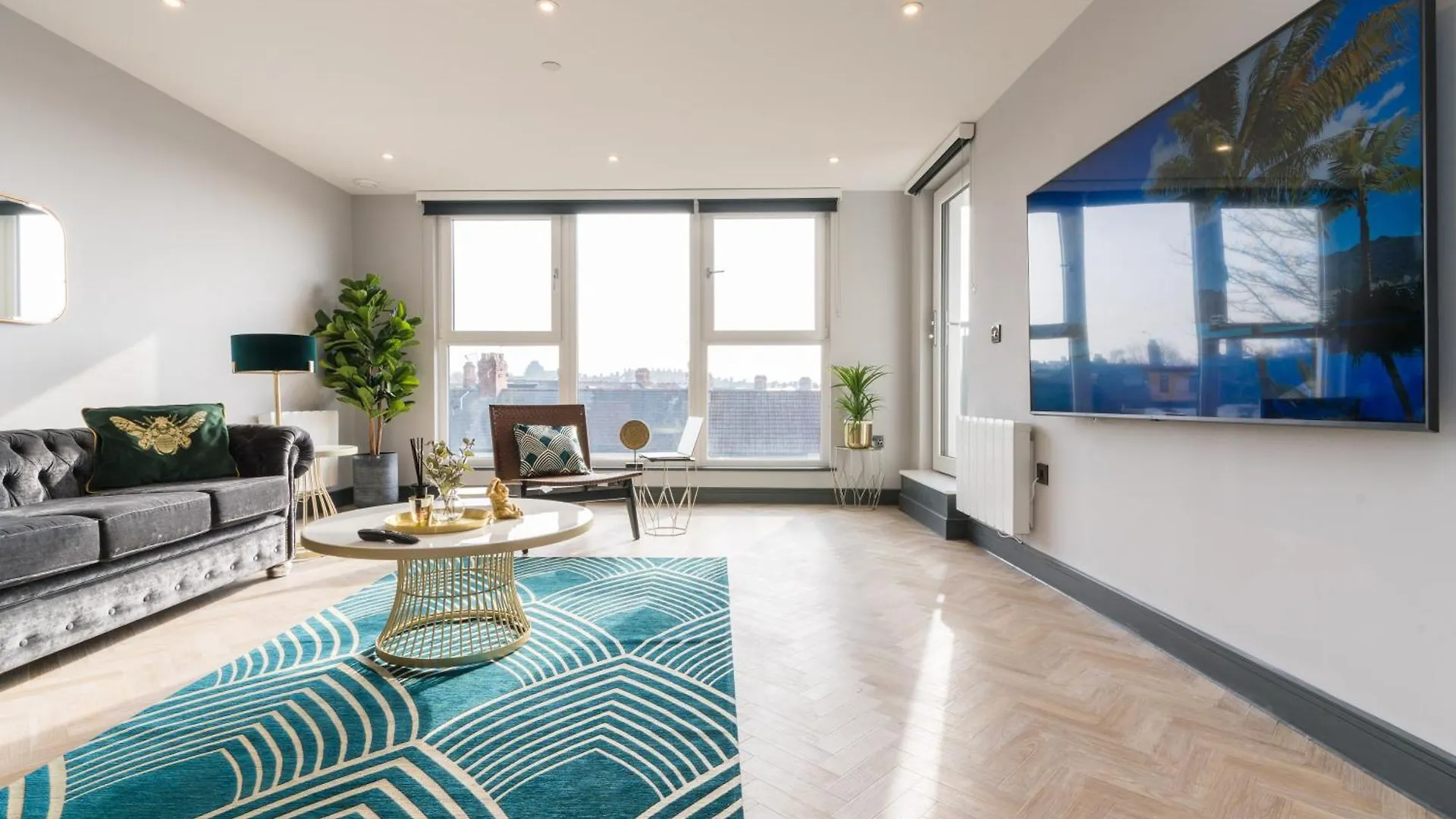 Luxe Apartments, The Moorwell, Parking, Gym - 10Mins Cardiff City Ctr